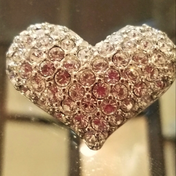 Swarovski Signed Heart Rhinestone Vintage Pin - Picture 9 of 10